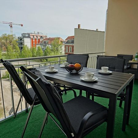 "Hogulu" Brandenburg, Balkon, Neustadt, Kueche, Wassernaehe - Parkplatz Inklusive Lejlighed Brandenburg  Værelse billede