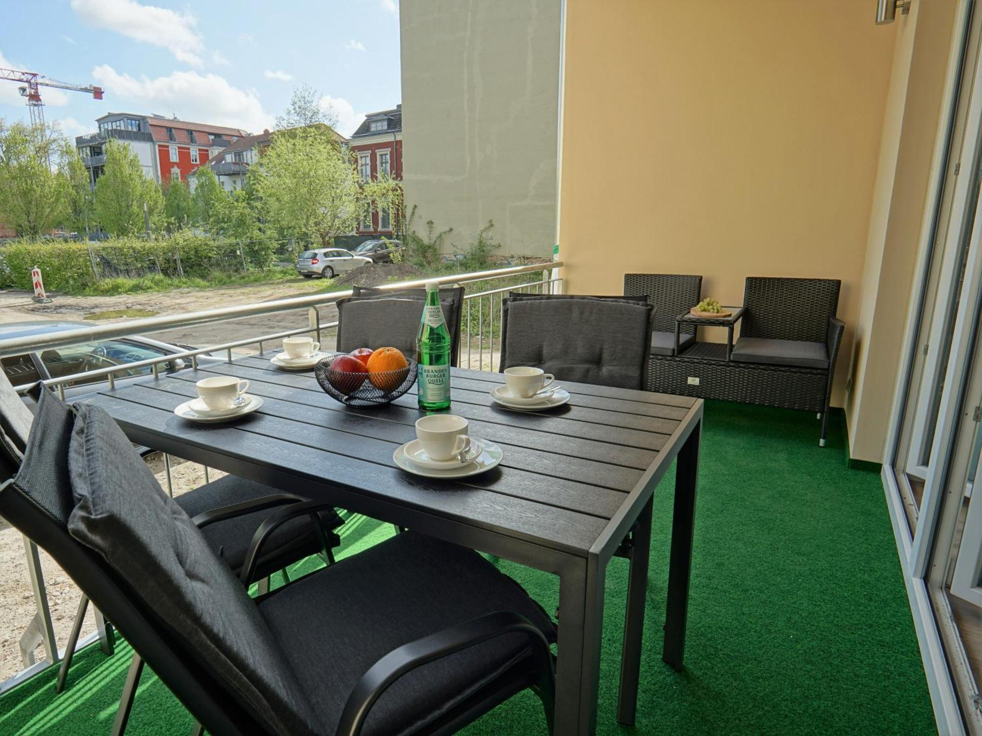 "Hogulu" Brandenburg, Balkon, Neustadt, Kueche, Wassernaehe - Parkplatz Inklusive Lejlighed Brandenburg  Værelse billede